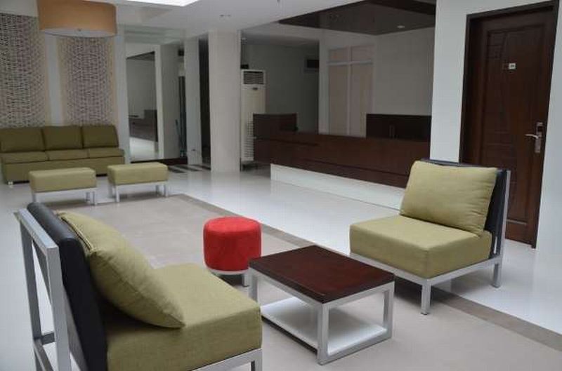 Empire Suites Hotel Puerto Princesa Buitenkant foto